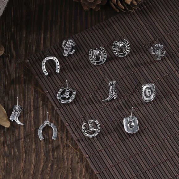 Western Cowgirl Bohemian Antique Silver Plated Horseshoes Cowboy Stud Earrings - Picture 2 of 4